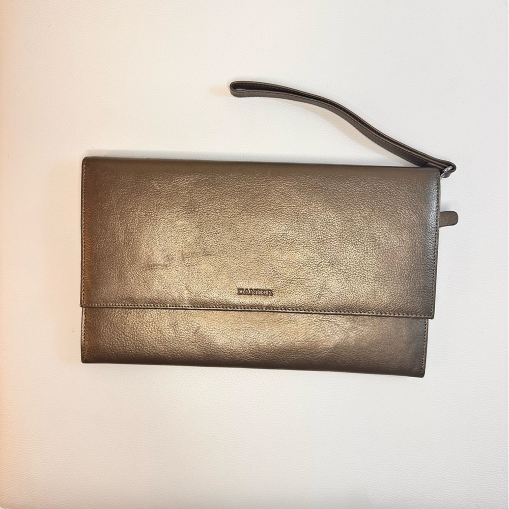 Danier Leather (Canadian Brand) Genuine Leather Travel Wallet – Metallic Brown